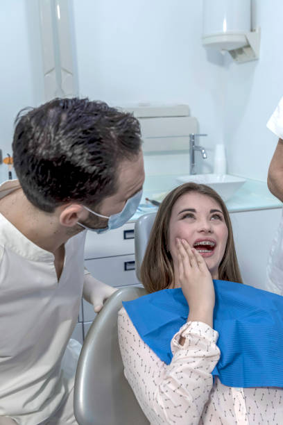 Best Emergency Broken Tooth Repair in Fisher, IL